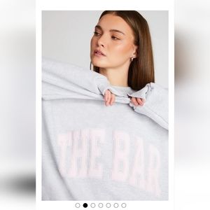 The Bar VARSITY SWEATSHIRT LIGHT HEATHER GREY / BLUSH SIZE XL